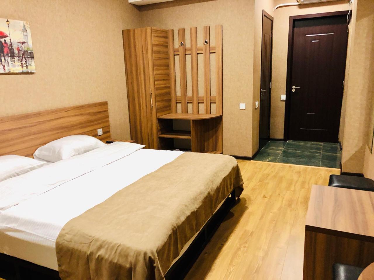 Lords Hotel Tbilisi Zewnętrze zdjęcie